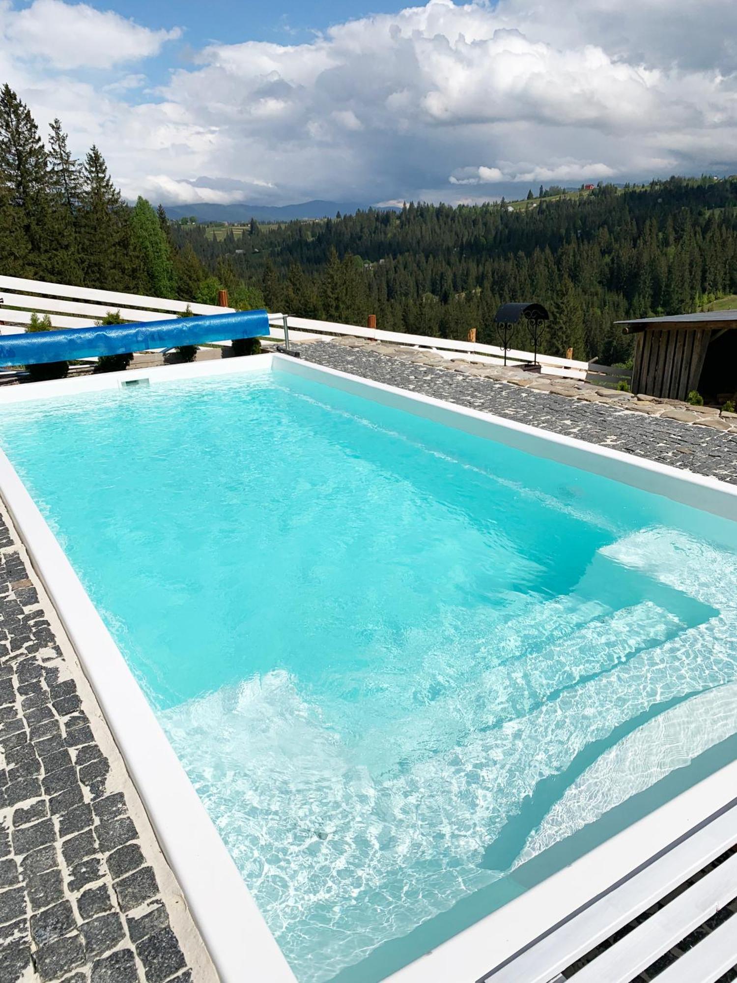 Ozone Minihotel Jablunyzja Exterior foto